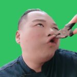 服不服 钳子夹嘴 8秒 绿幕直播特效视频